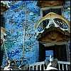 Another view of the Casa Battlo facade. If it looks like a face, it was probably intended to be.